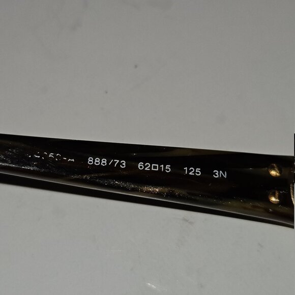 Luxurious Dolce & Gabbana Tortoiseshell Oversized Sunglasses - Italy 🕶️ - Picture 8 of 16